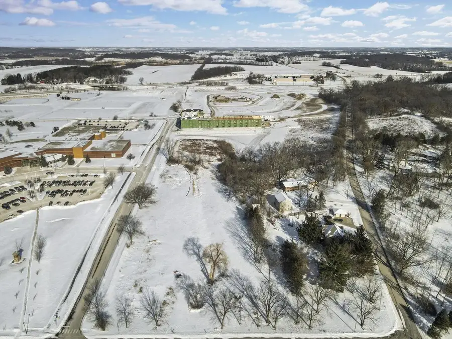 1310 Campus Drive, Fort Atkinson, WI 53538 - Image #2