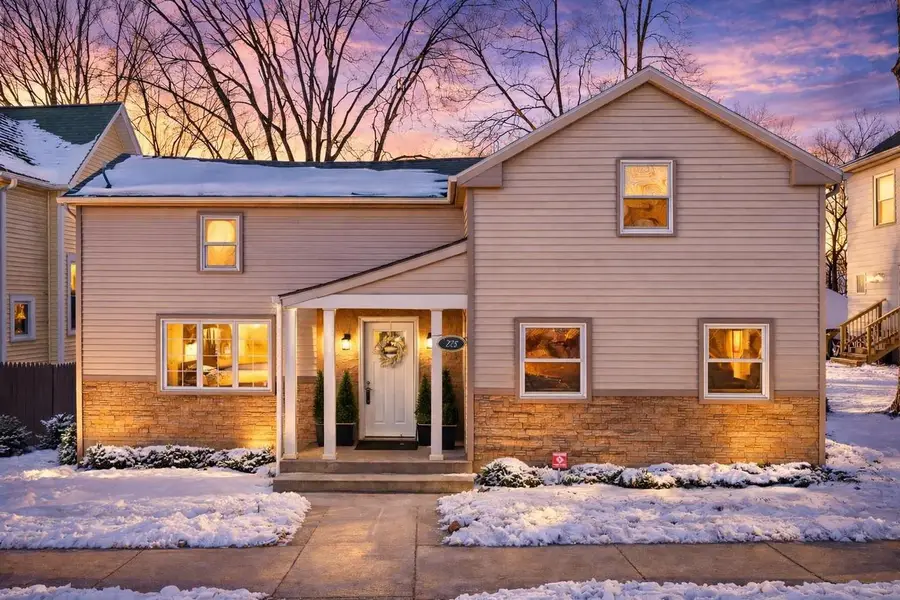 225 N Pine Street, Reedsburg, WI 53959 - #2