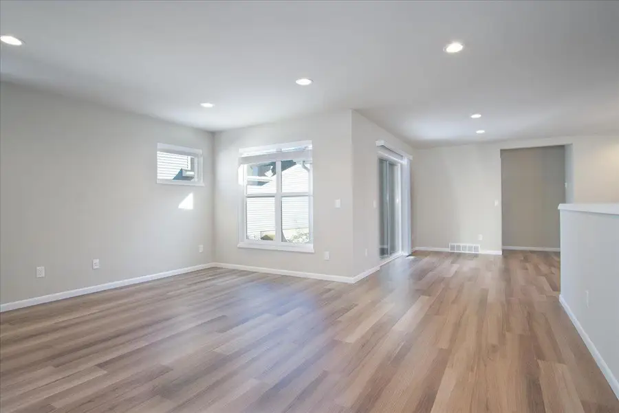 2175 Autumn Lake Parkway, Madison, WI 53718 - #3