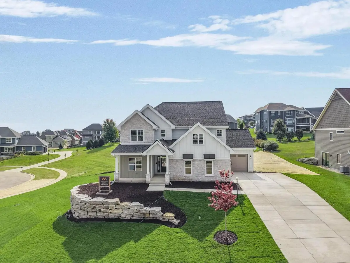 920 Carnoustie Way, Oregon, WI 53575 - #1