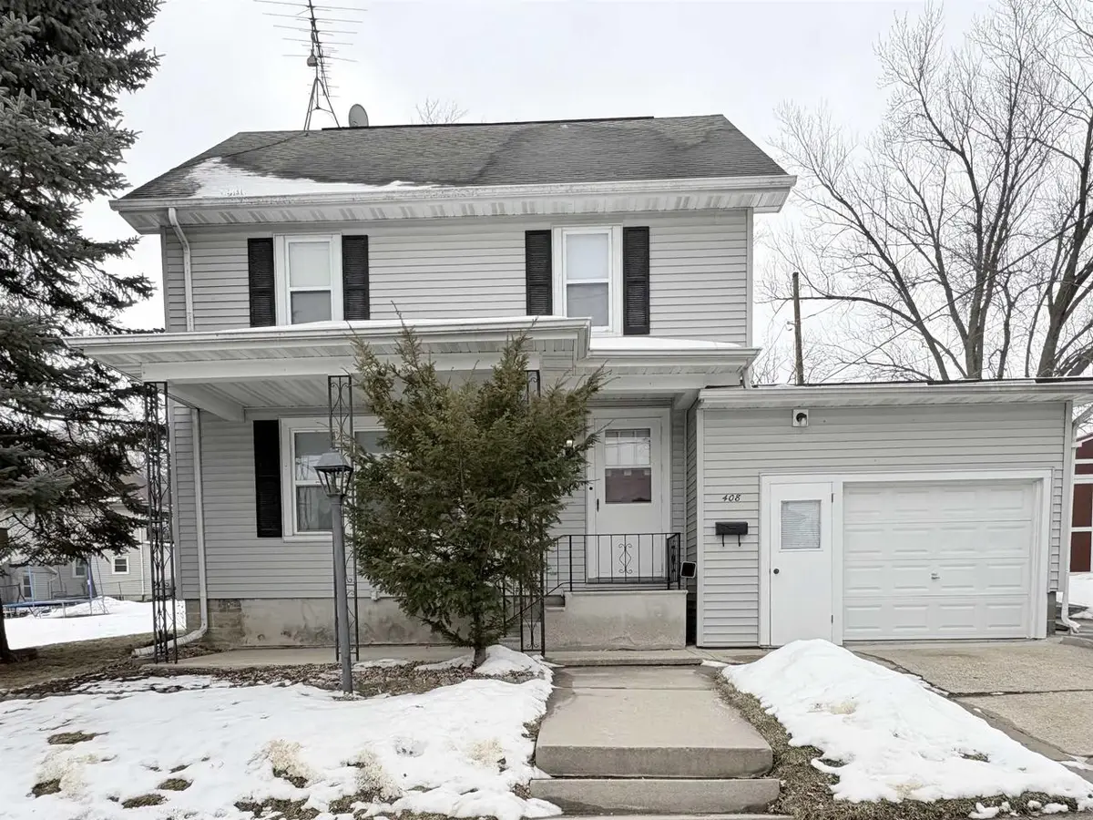 408 S Lincoln Avenue, Beaver Dam, WI 53916 - #1