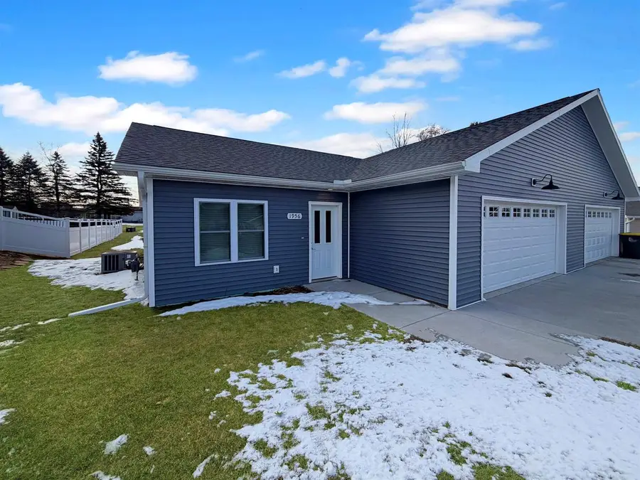 1956 Retzlaff Drive, Reedsburg, WI 53959 - #2