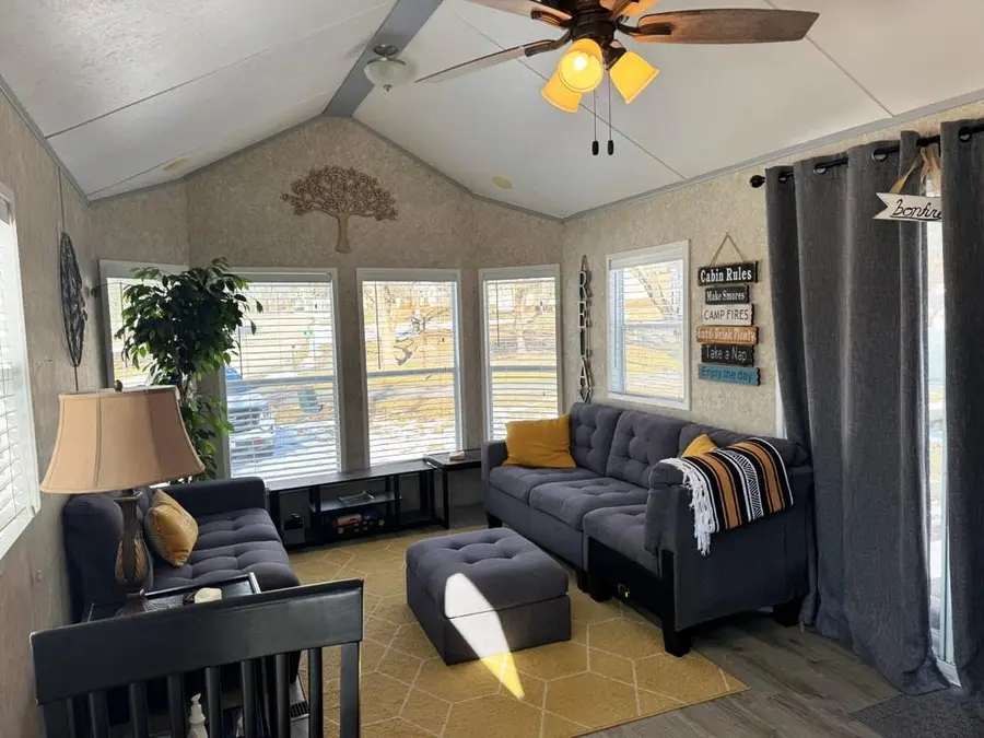 506 Sunset Circle, Edgerton, WI 53534 - #3