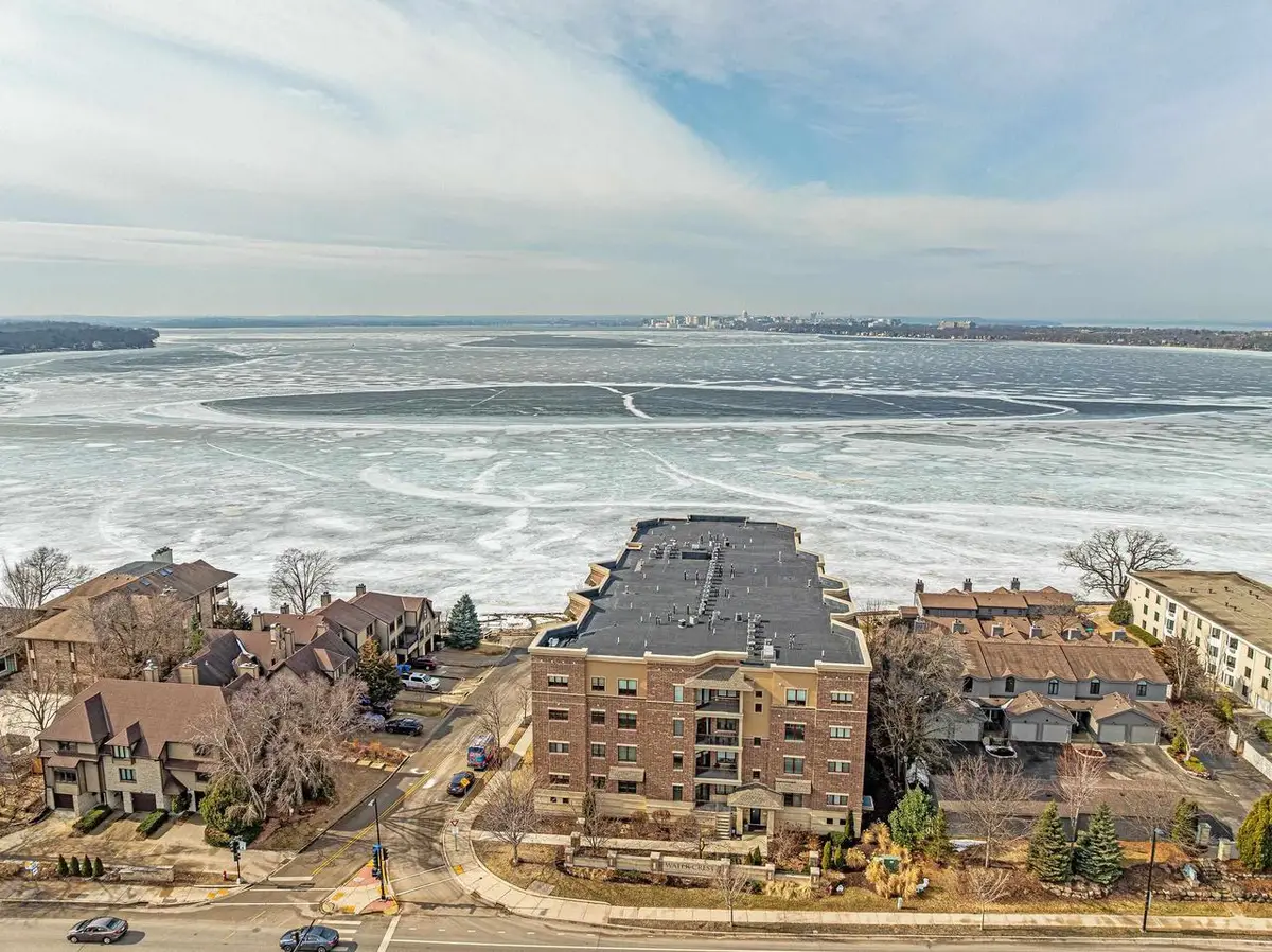 101 FERCHLAND Place #105, Monona, WI 53714 - #1