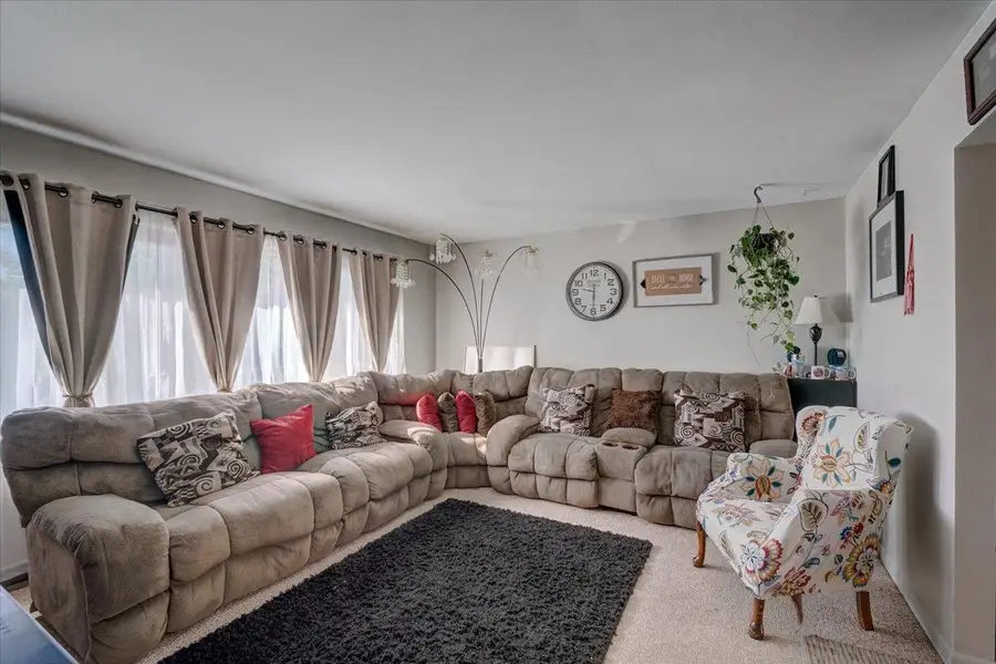 1926 Wyoming Avenue, Sun Prairie, WI 53590 - #3