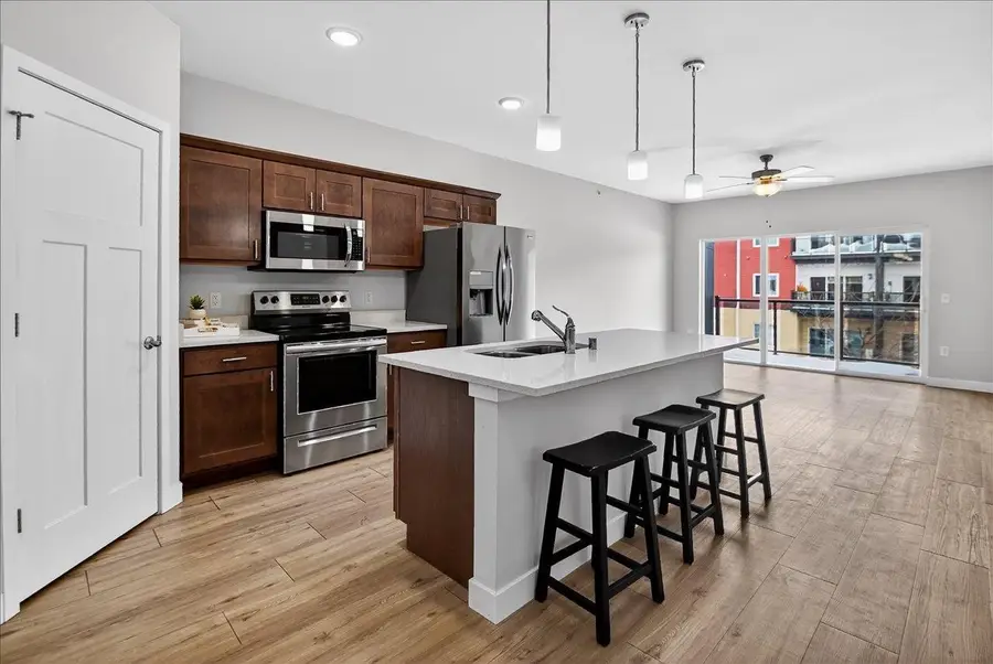 1501 N Windsor Avenue #203, Cottage Grove, WI 53527 - #2