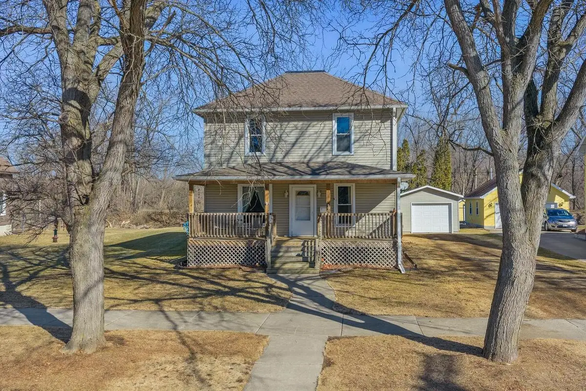 430 LaValle Street, Reedsburg, WI 53959 - #1