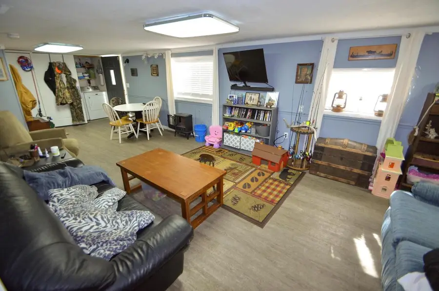 122 E Main Street, Mount Hope, WI 53816 - #3