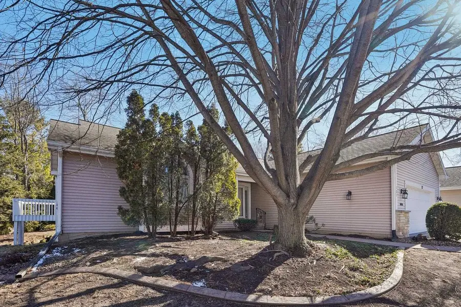 121 N Oak Grove Drive #17, Madison, WI 53717 - #3