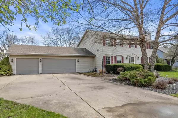 6237 S Edgewater Drive, Beloit, WI 53511