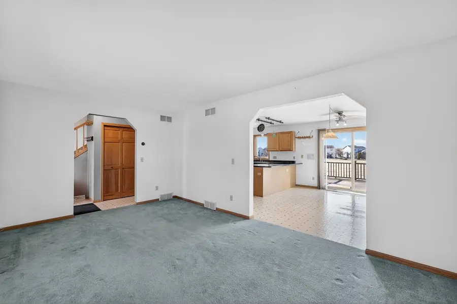 137 Lynne Trail, Oregon, WI 53575 - #3