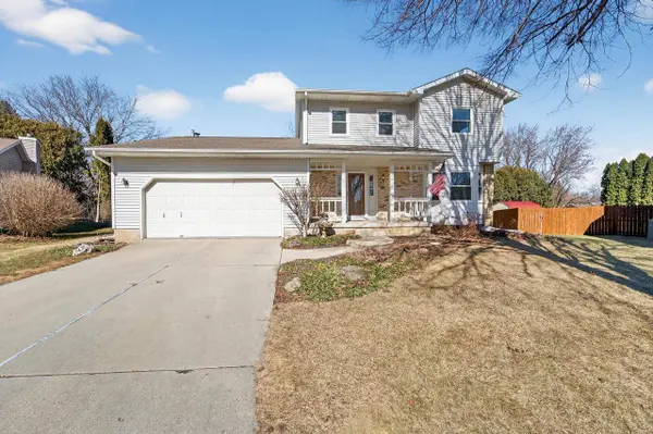 2567 Petersburg Circle, Fitchburg, WI 53719