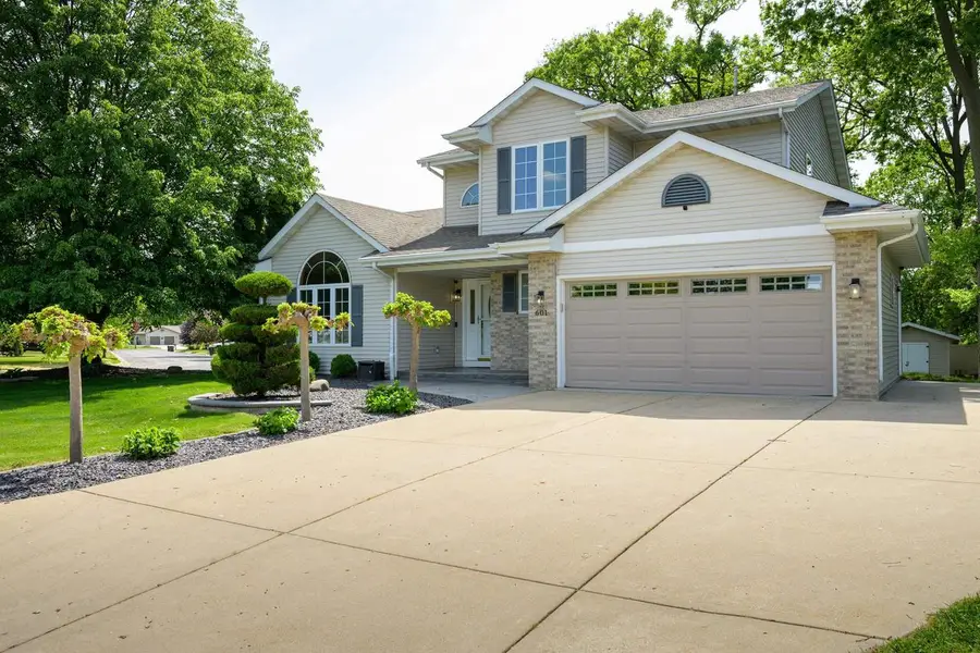 601 Lexington Boulevard, Fort Atkinson, WI 53538 - #3
