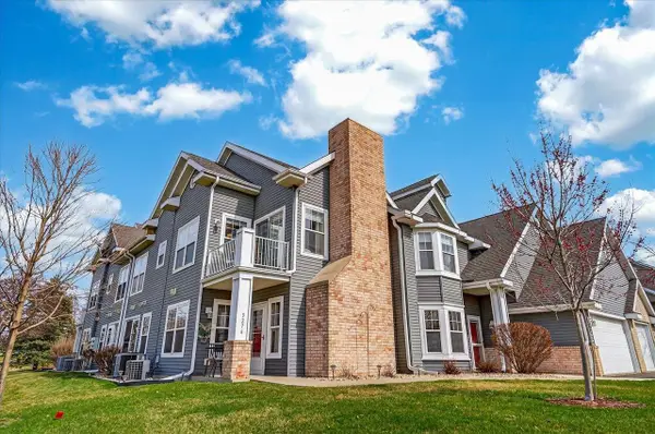 3272 Stonecreek Drive, Madison, WI 53719