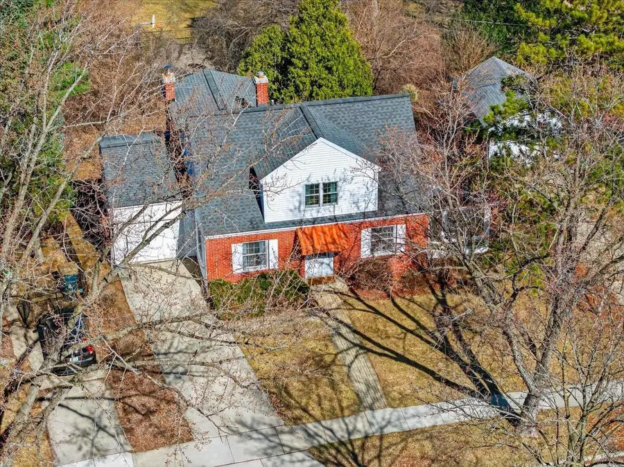 3534 Heather Crest, Madison, WI 53705 - #2