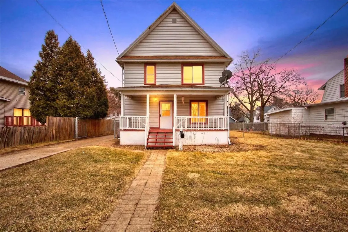 1145 Prairie Avenue, Beloit, WI 53511 - #1