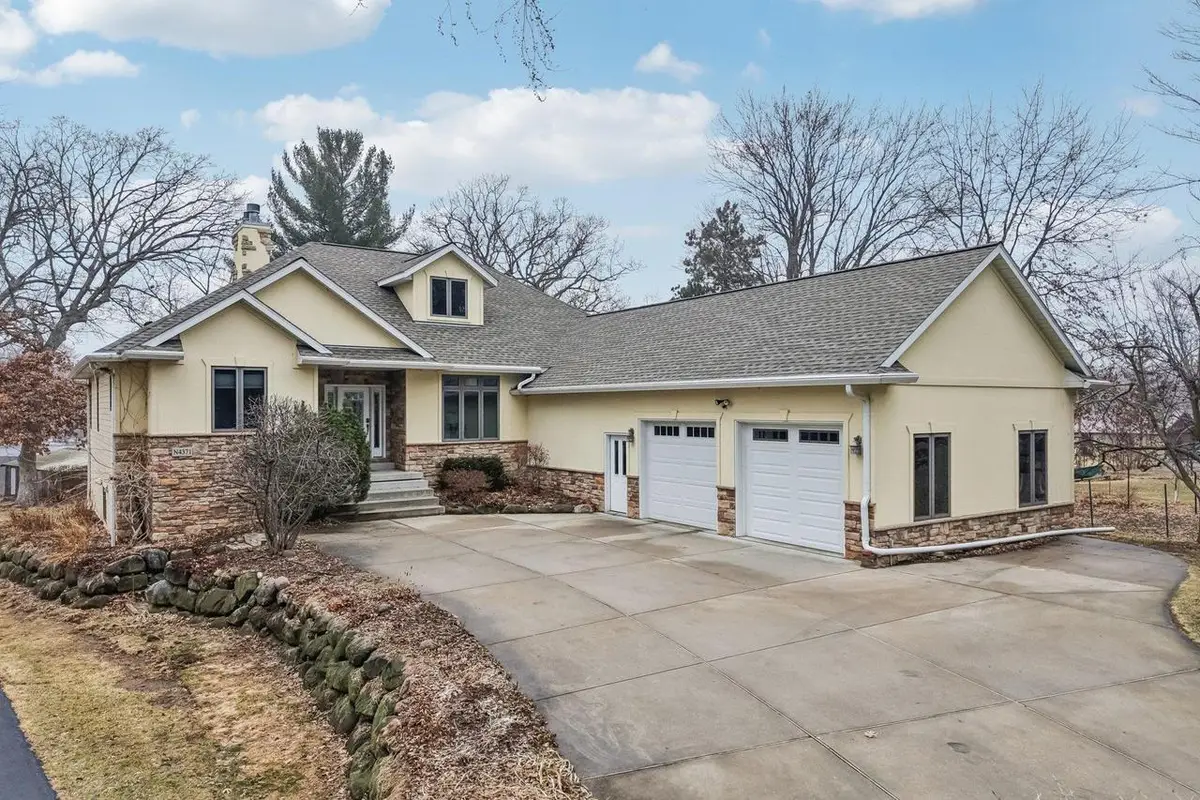 N4371 County Road V, Poynette, WI 53955 - #1