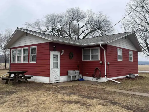 33782 HWY 130, Lone Rock, WI 53556