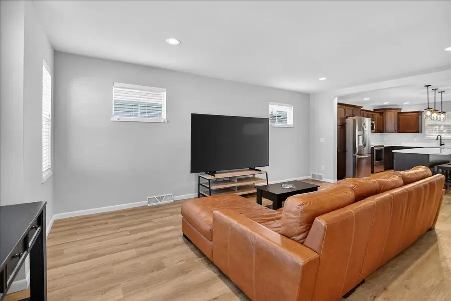 2135 Autumn Lake Parkway, Madison, WI 53718 - #3