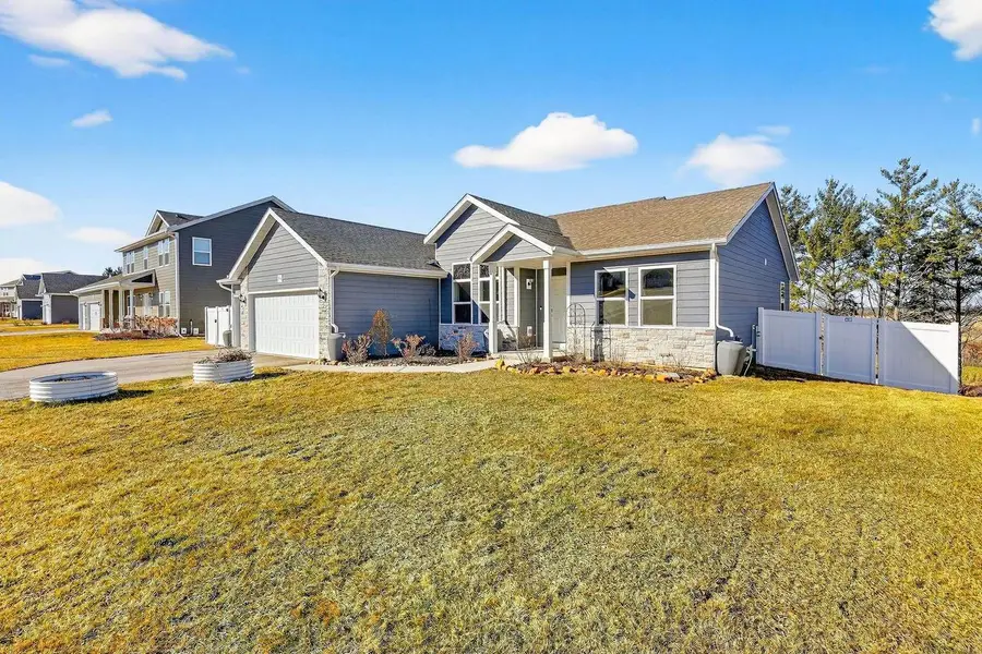 921 Colt Drive, Belleville, WI 53508 - #2