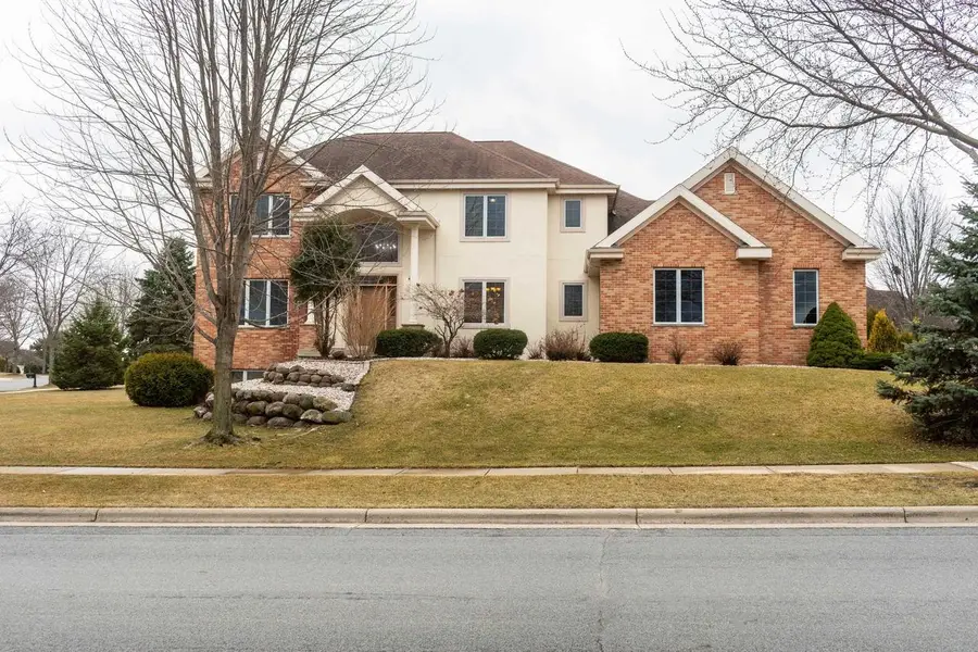 8701 Nelson Crossing, Verona, WI 53593 - #3