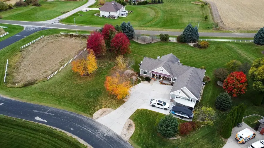 3168 Castleton Crossing, Sun Prairie, WI 53590 - #2