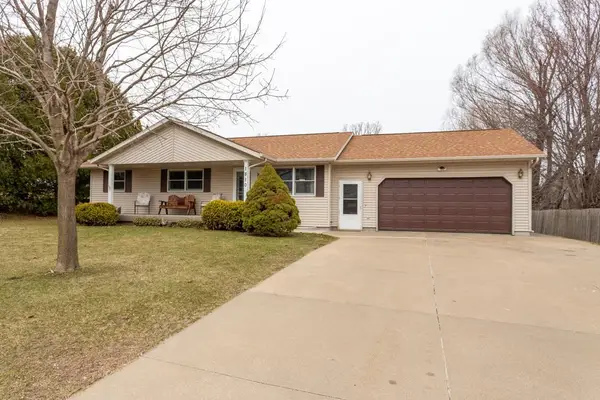 1810 15th Street, Hazel Green, WI 53811