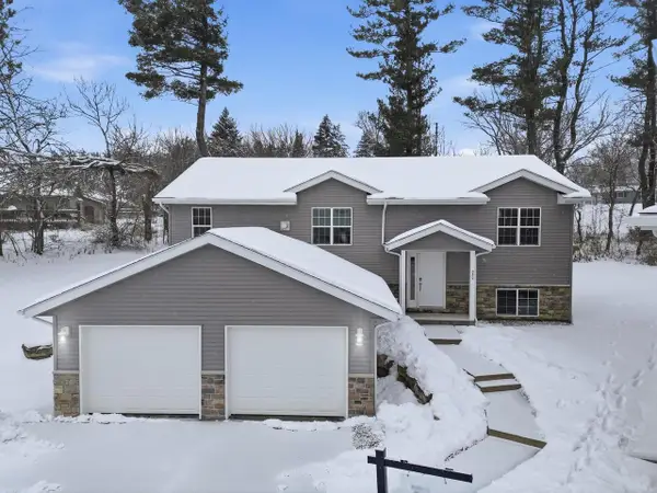 330 Waite Lane, Platteville, WI 53818