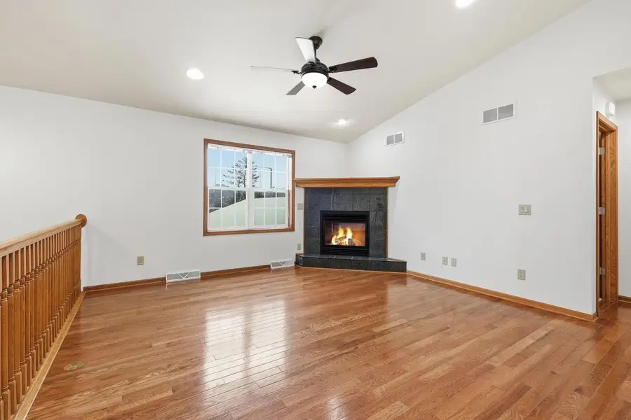 330 Waite Lane, Platteville, WI 53818 - #3