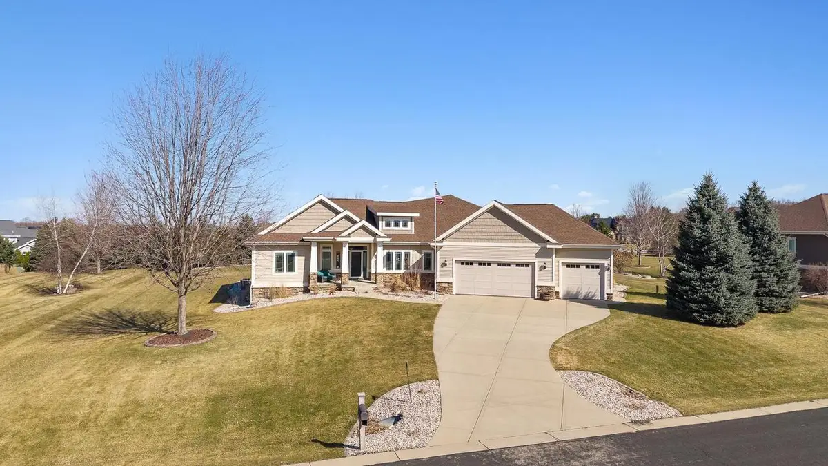 3122 Saddle Brooke Trail, Sun Prairie, WI 53590 - #1