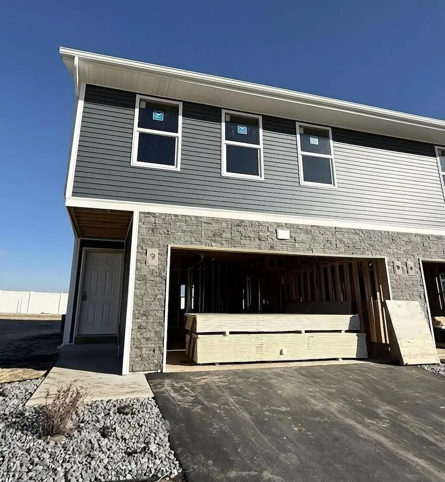 309 Alberts Drive, Belleville, WI 53508 - #1