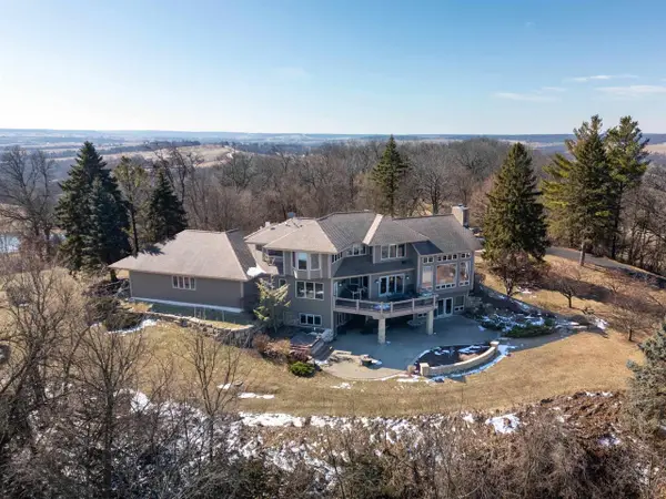 1 Hoffman Road, Elizabeth, IL 61028