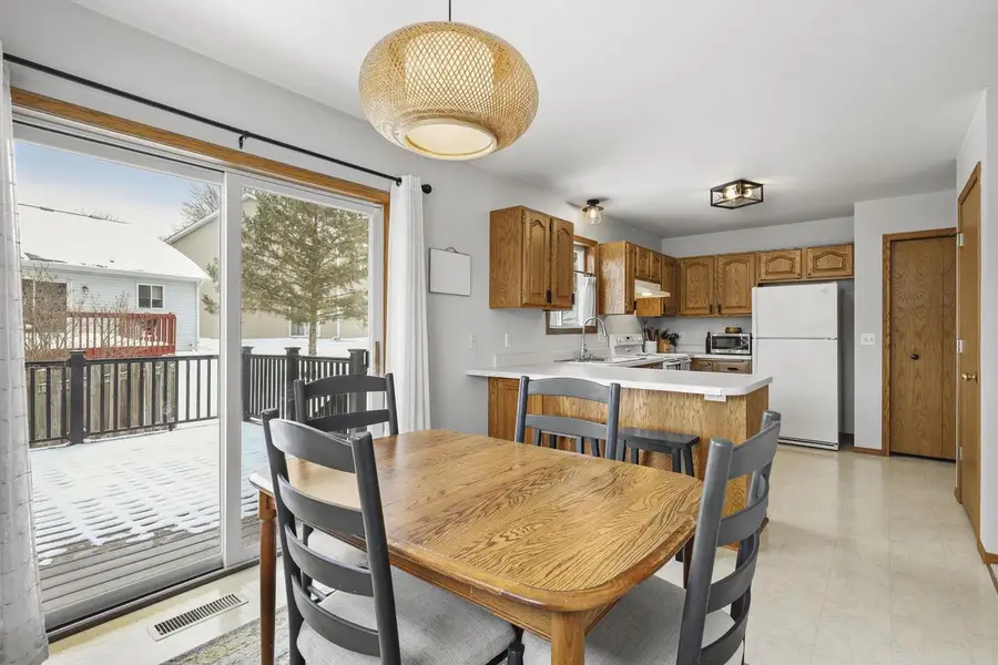 5121 Ridge Oak Drive, Madison, WI 53704 - #2