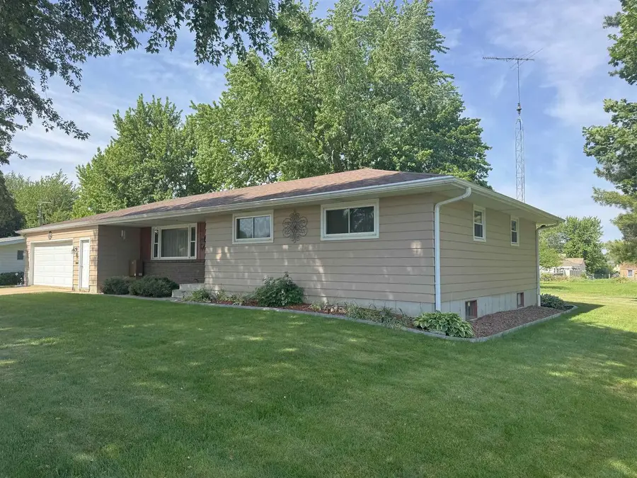 723 27th Avenue, Monroe, WI 53566 - #2