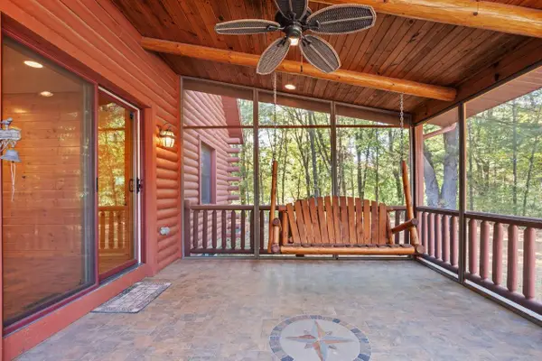 237 Oakbrook Drive, Wisconsin Dells, WI 53965