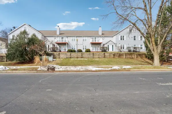 802 Kottke Drive #6, Madison, WI 53719