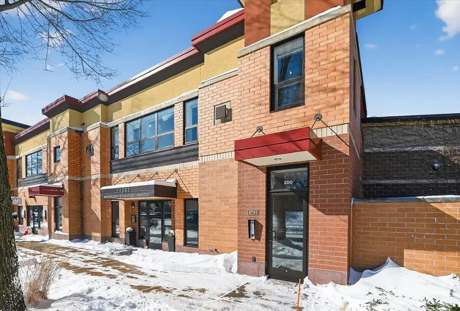 6741 Frank Lloyd Wright Avenue #200, Middleton, WI 53562 - #2