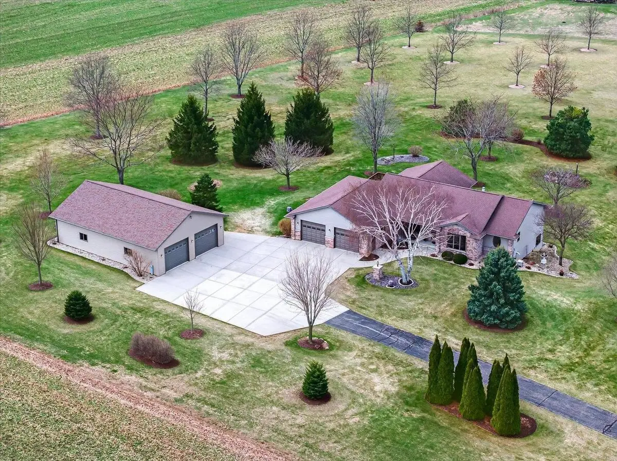 10123 Fertile Ridge Road, Mount Horeb, WI 53572 - #1