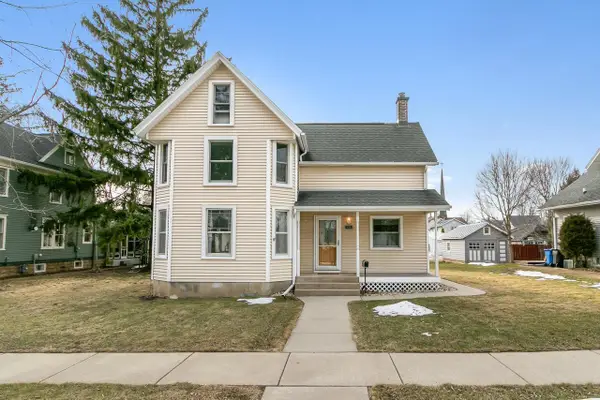 104 S 5th Street, Mount Horeb, WI 53572