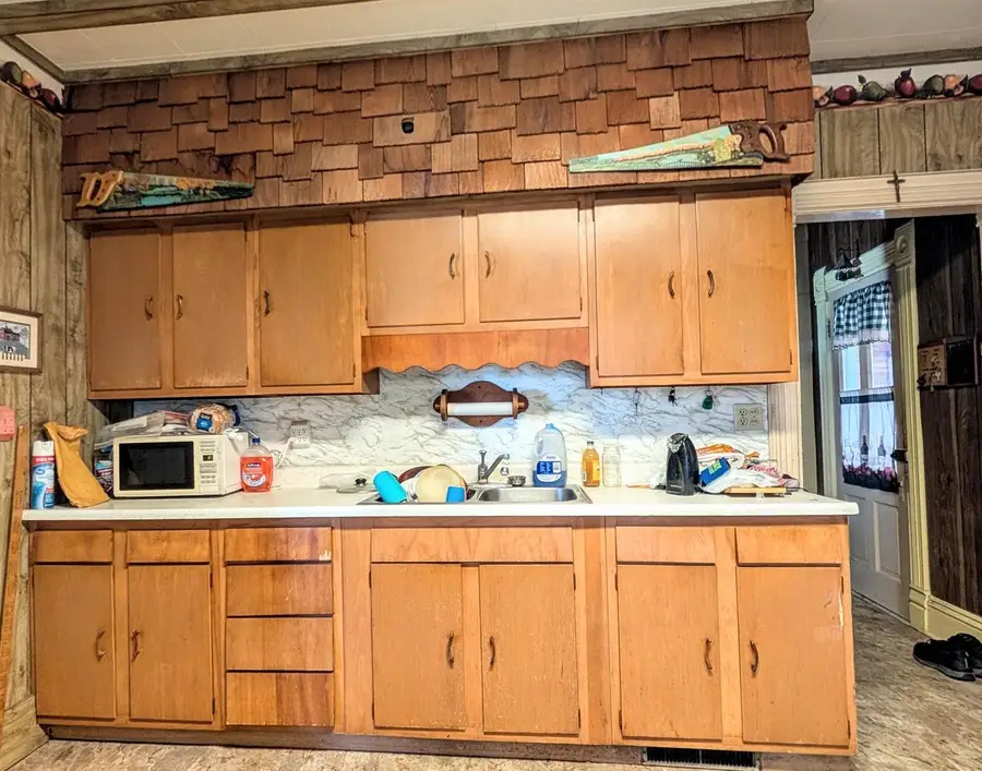 523 Main Street, McGregor, IA 52157 - #2