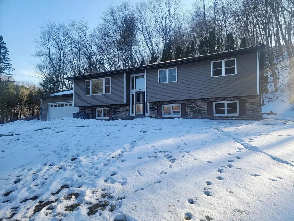E3497 Croal Road, Hillpoint, WI 53937 - #1
