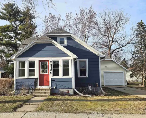 814 Wilcox Street, Waupun, WI 53963