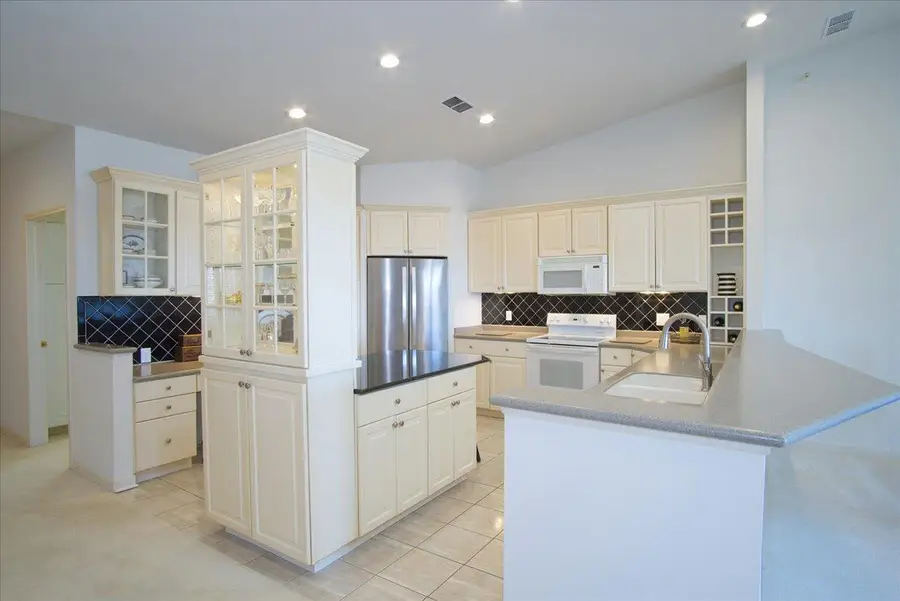 1610 Wheeler Road #3E, Madison, WI 53704 - #2