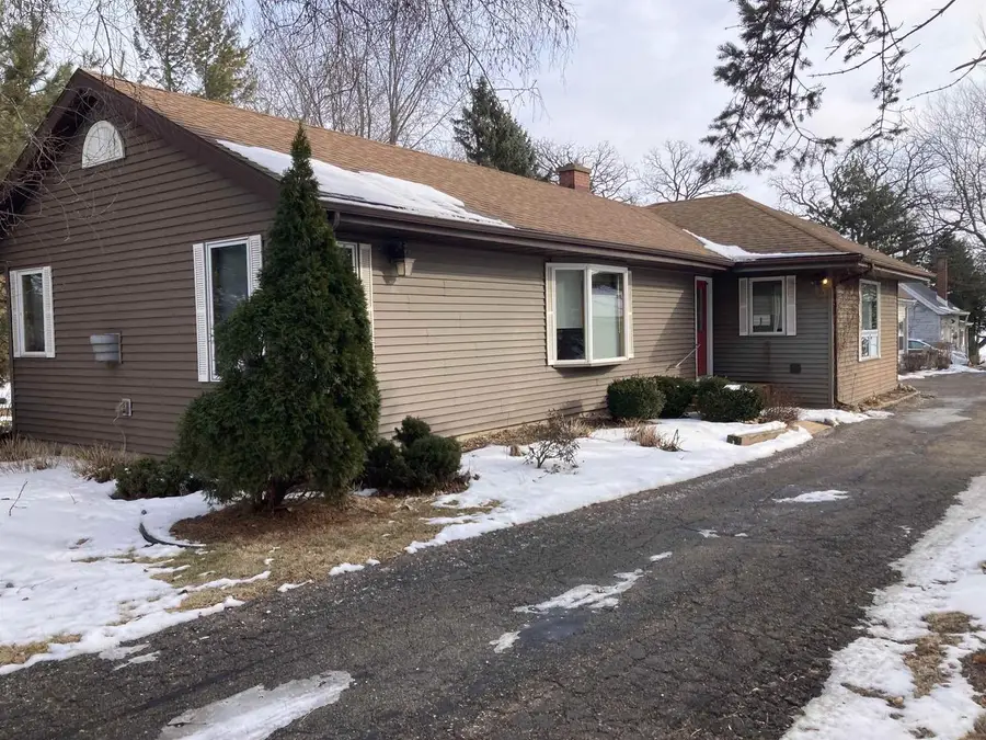 2224 Hwy 51, Stoughton, WI 53589 - #2