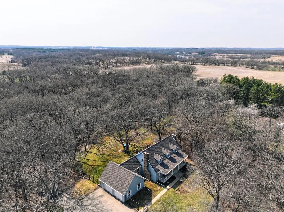 w7939 Territorial Road, Delavan, WI 53115 - #1