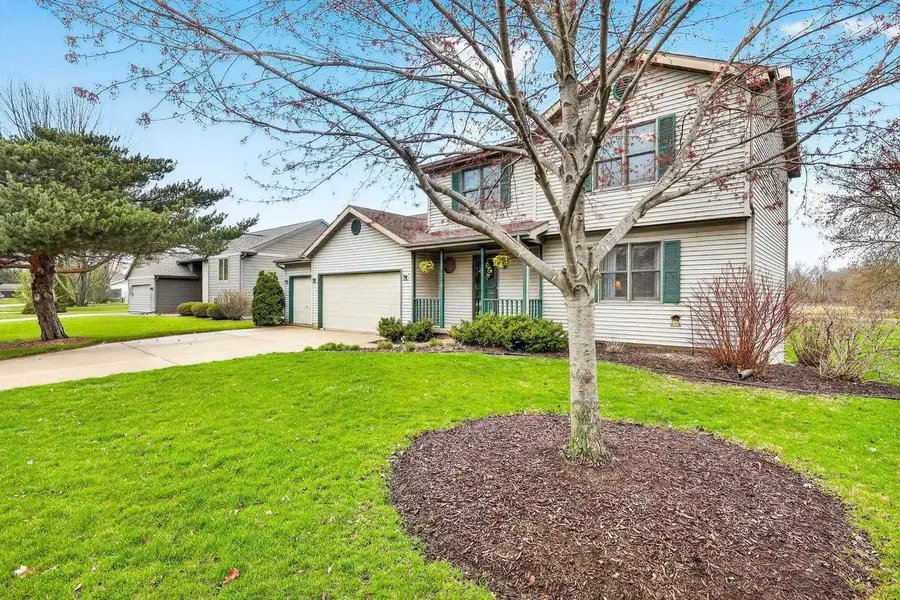 434 S Burr Oak Avenue, Oregon, WI 53575 - #2