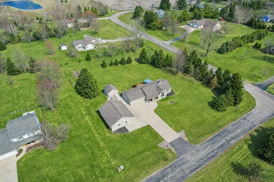 6156 Gwen Lane, Allenton, WI 53002 - #3