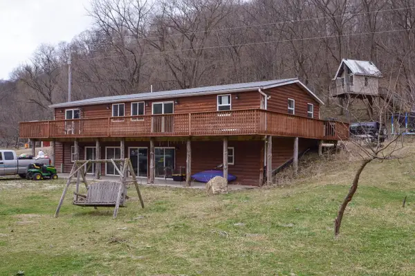 37139 Errthum Road, Guttenberg, IA 52052