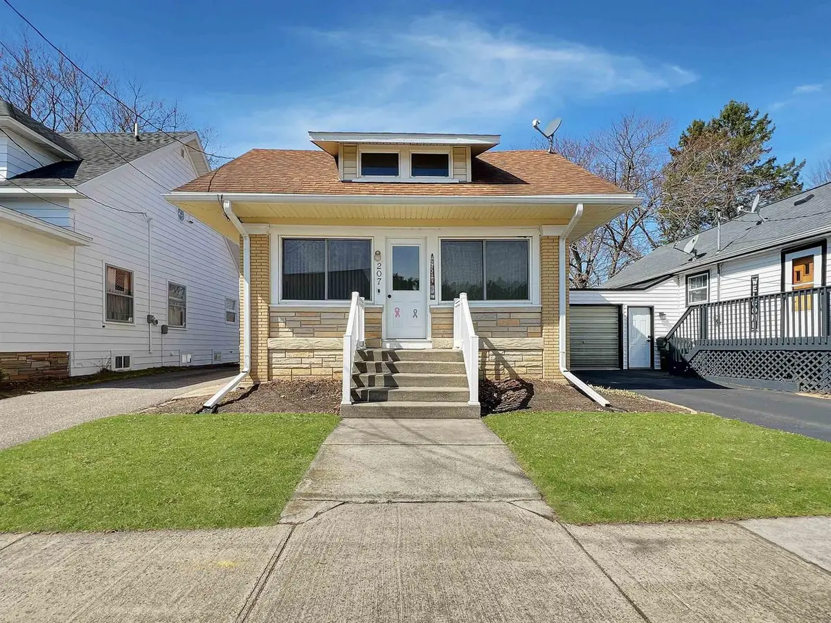 207 West Street, Wonewoc, WI 53968 - #1