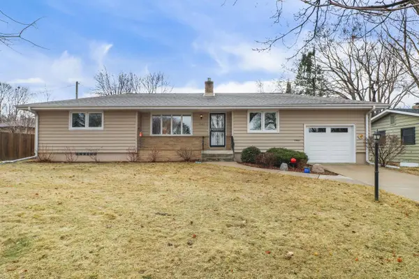 1525 WYLDEWOOD Drive, Madison, WI 53704